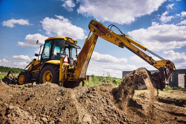 Backhoe Digging Service in Des Moines