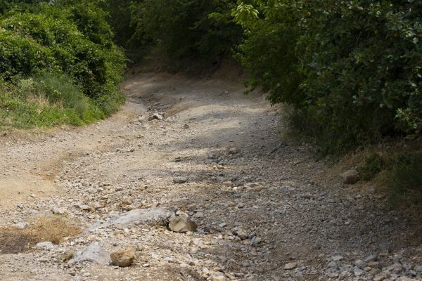 Gravel Road Pothole Repair in Des Moines