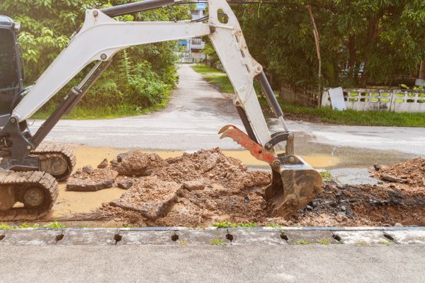Water Line Excavation in Des Moines
